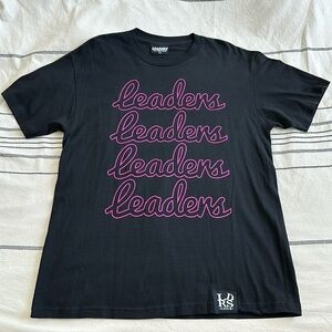 LEADERS LDRS Pink Cursive LOGO Tee, Size L